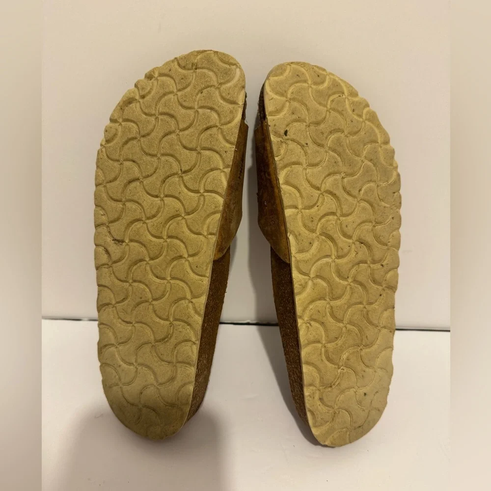 Birkenstock Brown Sandals with Gold Buckle - Picture 14 of 15